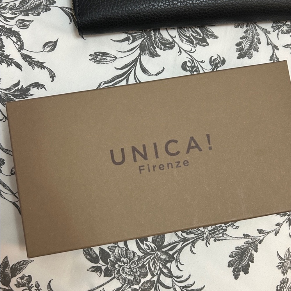 Black Leather Wallet - Sleek Women's Wallet
